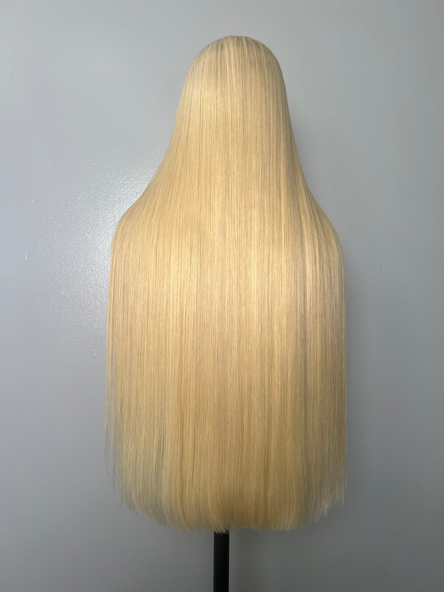 Peluca Rubia Largo 30” con falso cresimiento
